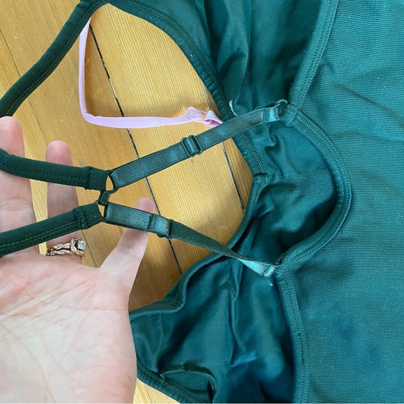 Vitality Seamless Sports Bra - 2 bras - Picture 5 of 5